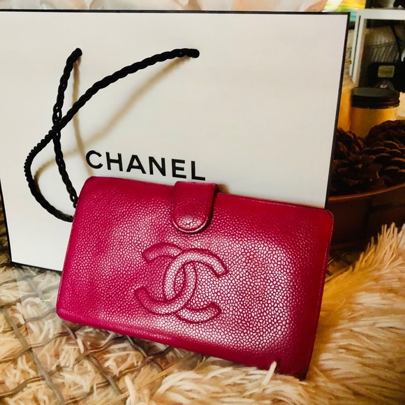 CHANEL Handbags - Authentic Chanel wallet